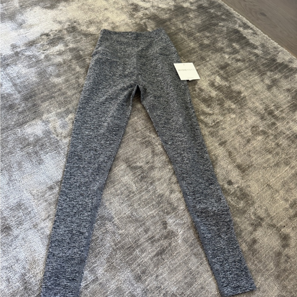 Beyond Yoga Charcoal Leggings
